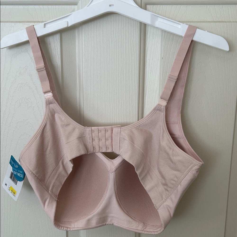 Vanity Fair Light Pink Bras NWT - Picture 2 of 2